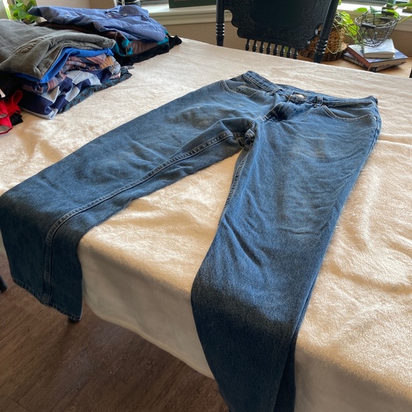 Mens Wrangler Relaxed Jeans. Size 32x32. - Picture 3 of 3